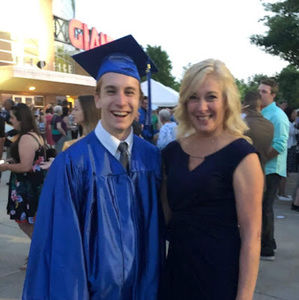 Meet your Posher, Nikki